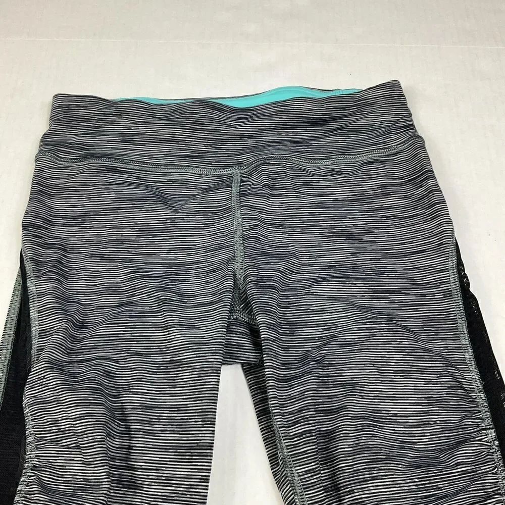Lululemon Womens Cropped Mesh Leggings Striped Workout Athletic Pull On Size 2 - Picture 3 of 11